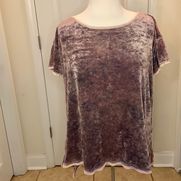 We The Free Tops - We the‎ Free raw edge ladies Doran velvet top high low hem size says TP+XS